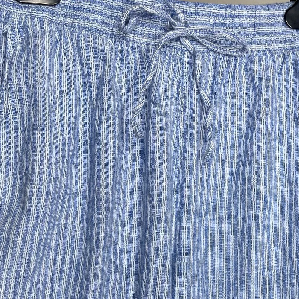 H&M Linen-Blend White & Light Blue Striped Pants size small